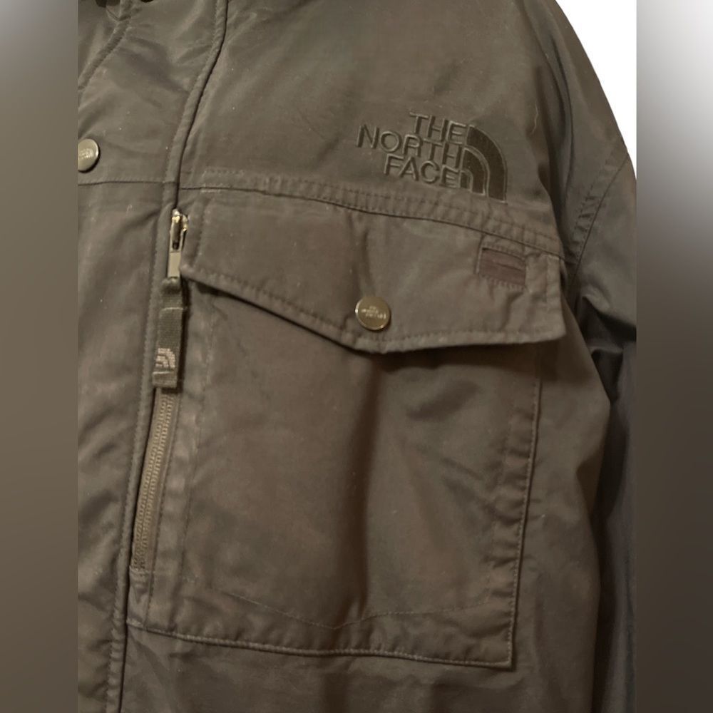 The North Face Men's Black Full Zip Down Hyvent Coat - Picture 6 of 9